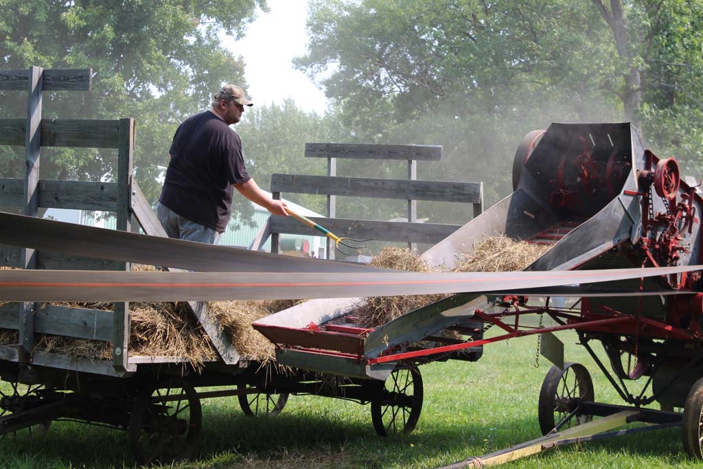Photo Gallery Nowthen Threshing Show