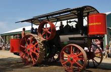 16 HP Minneapolis Steam Engine in parade