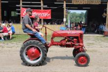 Farmall Cub